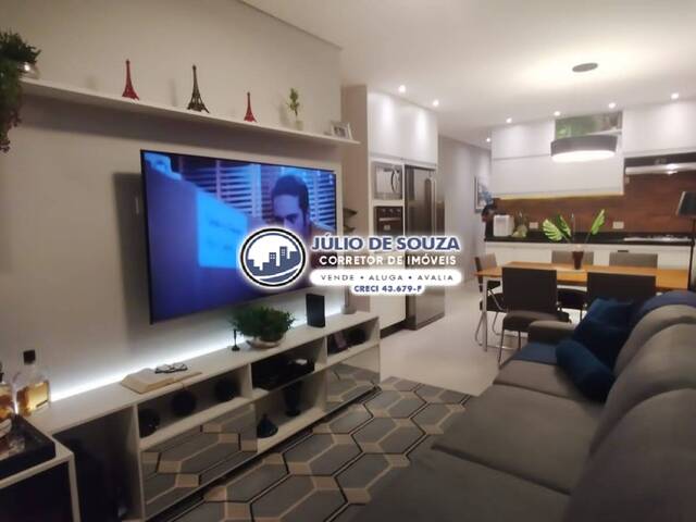 #300 - Casa para Venda em Santos - SP - 2